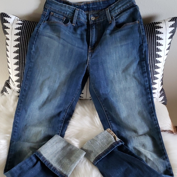 Levi's - Picture 7 of 11